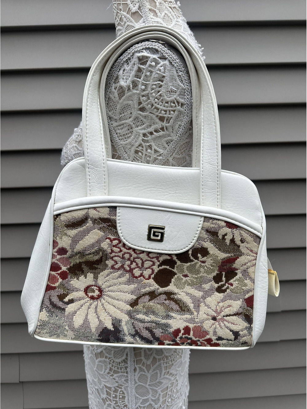 Vintage Inspired Floral Tapestry Satchel Bag White Faux Leather Cottagecore
